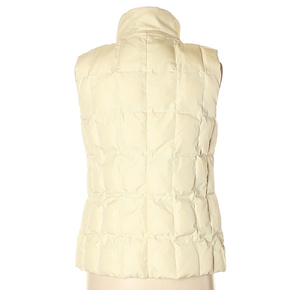 GAP Puffer Vest - Picture 8 of 12